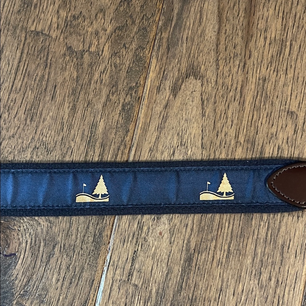 Vineyard Vines Navy Sailboat Belt - Picture 5 of 7